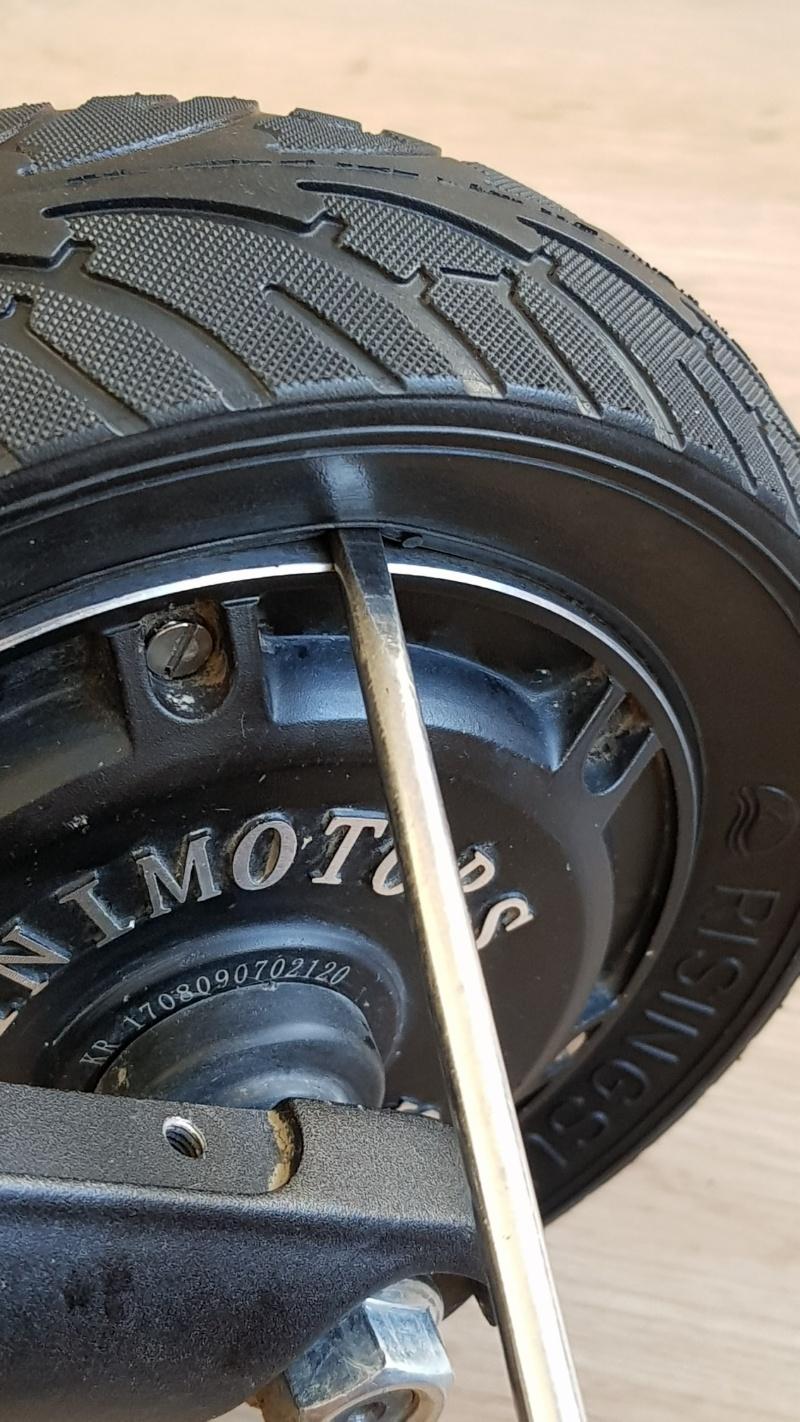 TUTO : Montage / démontage des pneus sur une Dualtron mini 