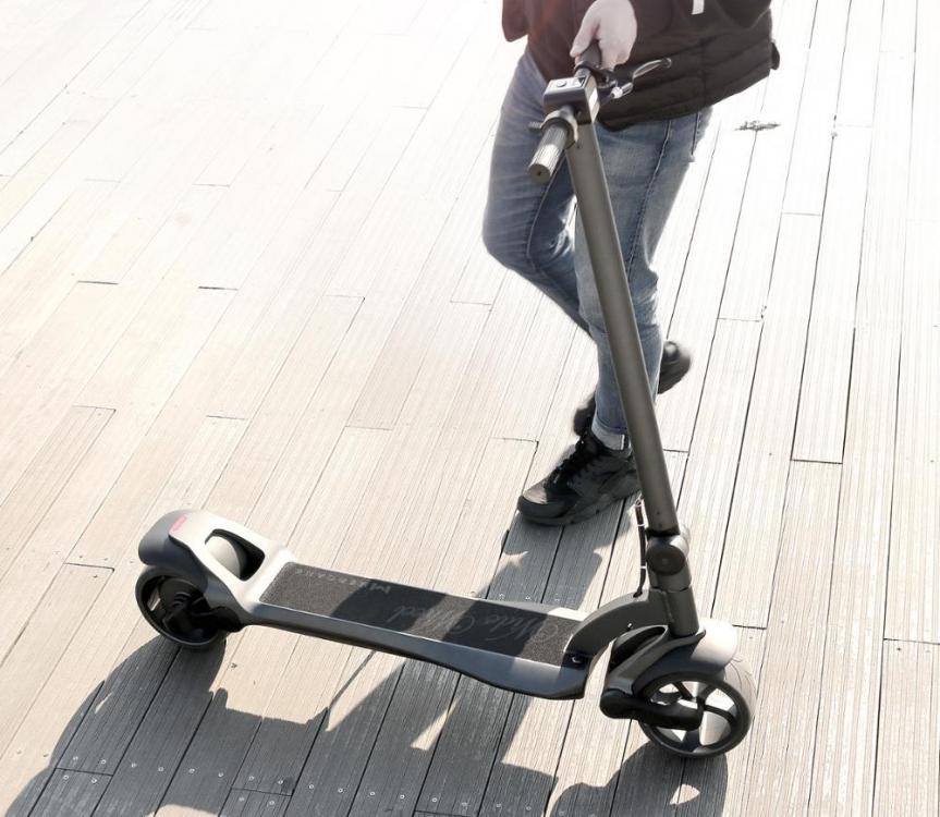 New-fashion-two-wheel-adult-electric-scooters (3).jpg