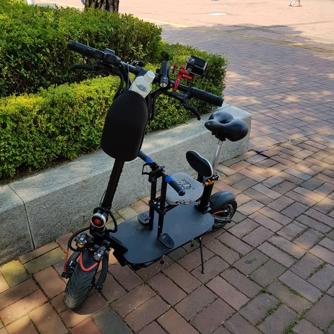 trottinette avec porte bebe