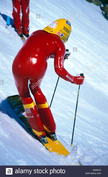 skieur-de-vitesse-sur-un-mono-ski-a-les-arcs-france-agn012.thumb.jpg.279d6d8f3381dc6c69dfeca6d0a12fca.jpg
