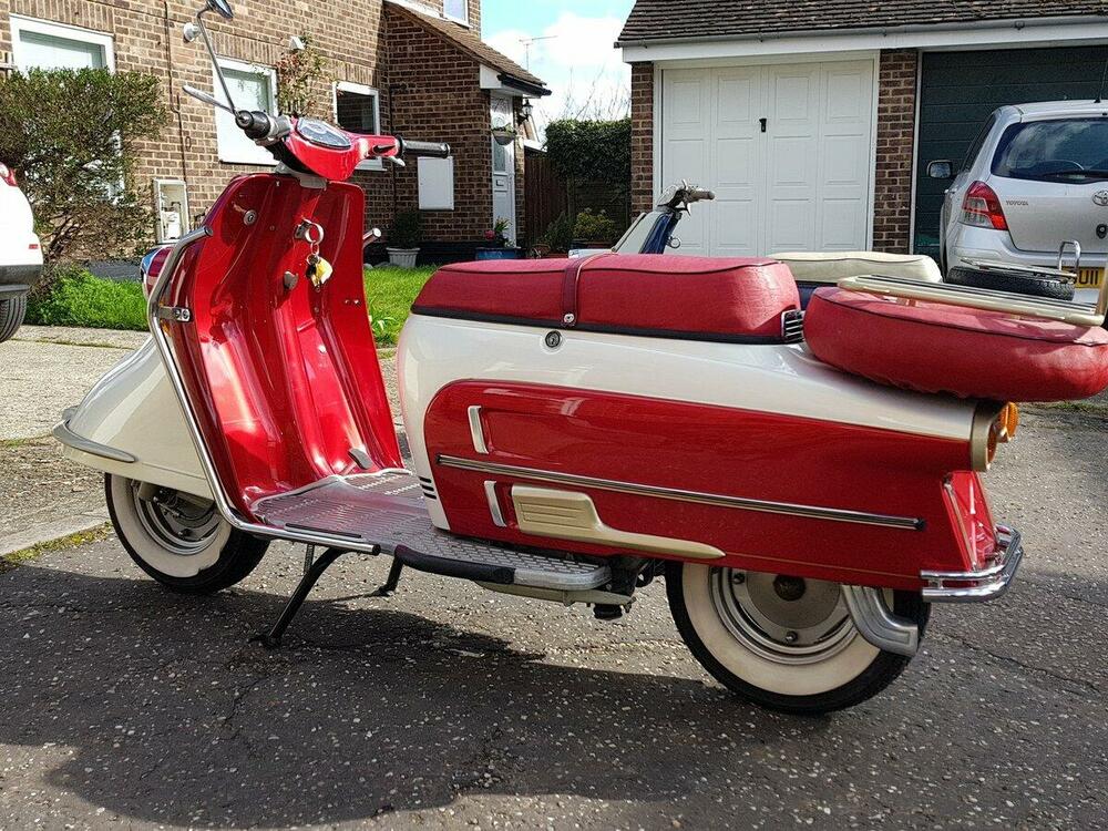 Heinkel Scooter 03.jpg